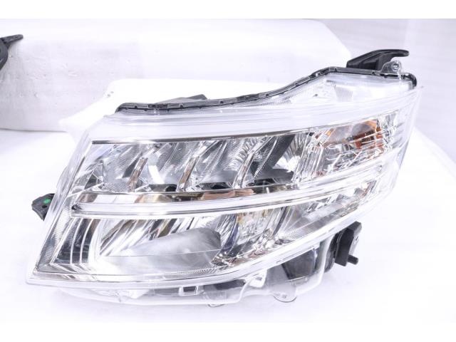 【中古】中古部品 ルーミー M900A 左ﾍｯﾄﾞﾗﾝﾌﾟ 【3260520000-001716603010900】 17,573円
