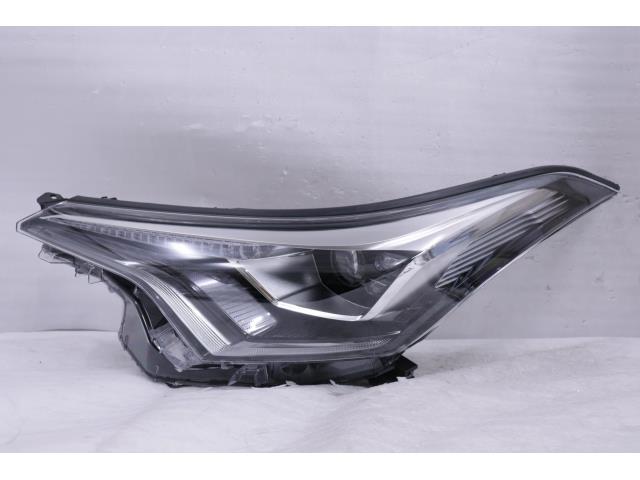 【中古】中古部品 Ｃ&minus;ＨＲ ZYX10 左ﾍｯﾄﾞﾗﾝﾌﾟ 【3260520000-001588746210900】｜e-cleマート