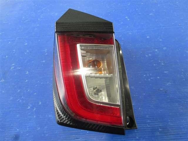 【中古】中古部品 ミライース LA350S 左テールランプ 【3310590000-000003556515600】