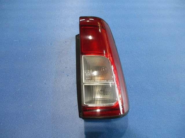 【中古】中古部品 ＫＥＩ HN22S 右ﾃｰﾙﾗﾝﾌﾟ 【3310590000-000004013215500】