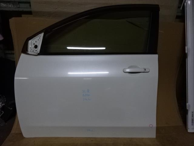 【中古】中古部品 ウイングロード JY12 左フロントドア 【3310410000-001564239513200】|e-cleマート