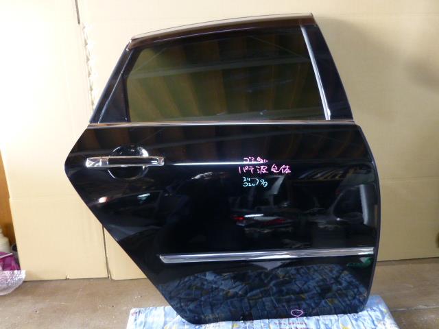 【中古】中古部品 フーガ PY50 右ﾘｱﾄﾞｱ 【3310410000-001142193913300】 10,841円