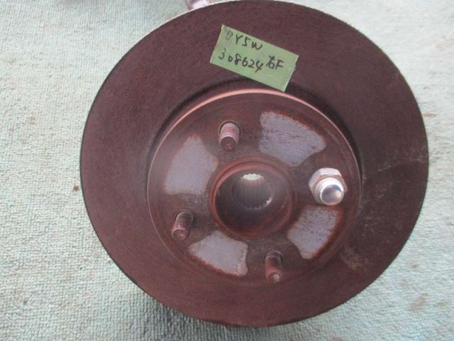 【中古】中古部品 デミオ DY5W 右ﾌﾛﾝﾄﾅｯｸﾙﾊﾌﾞ 【3340030100-308624000044310】