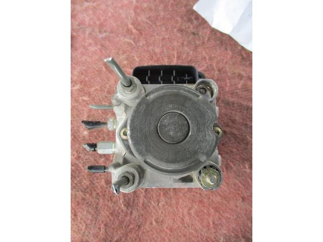 【中古】中古部品 シエンタ NCP81G ABSｱｸﾁｭｴｰﾀｰ 【3340030100-001582750542500】