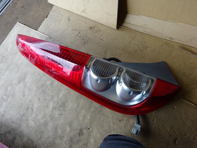 【中古】中古部品 ライフ JB5 左ﾃｰﾙﾗﾝﾌﾟ 【3310410000-001676909415600】