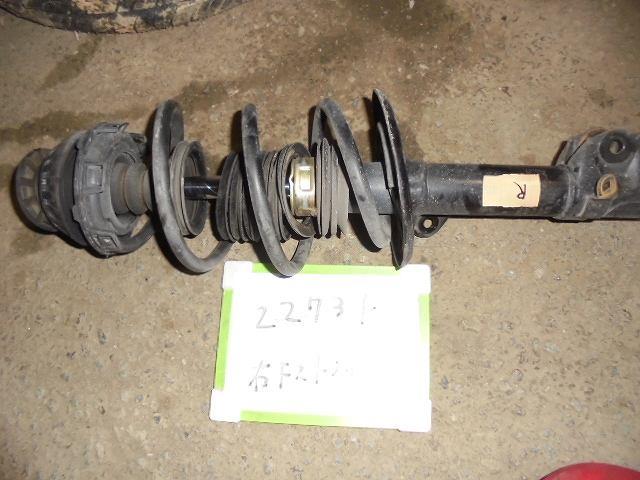 【中古】中古部品 フィット GD1 右ﾌﾛﾝﾄｽﾄﾗｯﾄ 【3340030100-001331320550110】