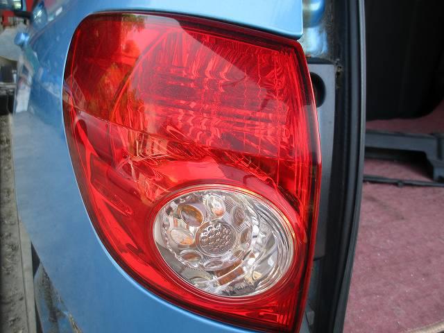 【中古】中古部品 ウイングロード JY12 左ﾃｰﾙﾗﾝﾌﾟ 【3340030100-001604521815600】