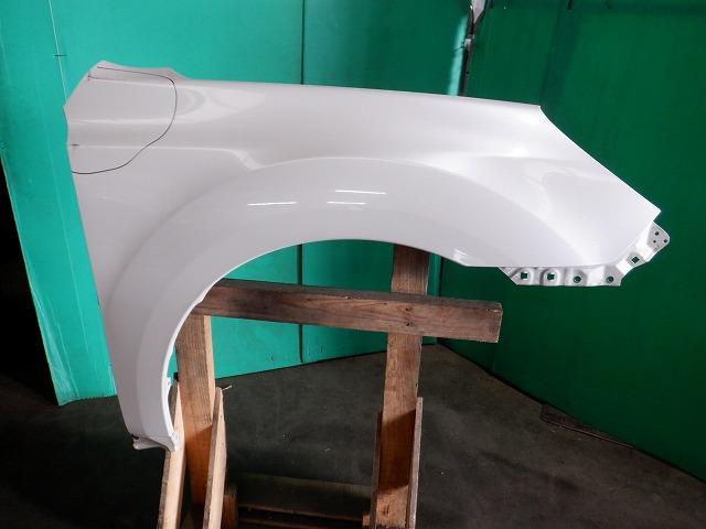 【中古】中古部品 レガシィ BR9 右ﾌﾛﾝﾄﾌｪﾝﾀﾞｰ 【3340140100-000022063810600】 8,316円