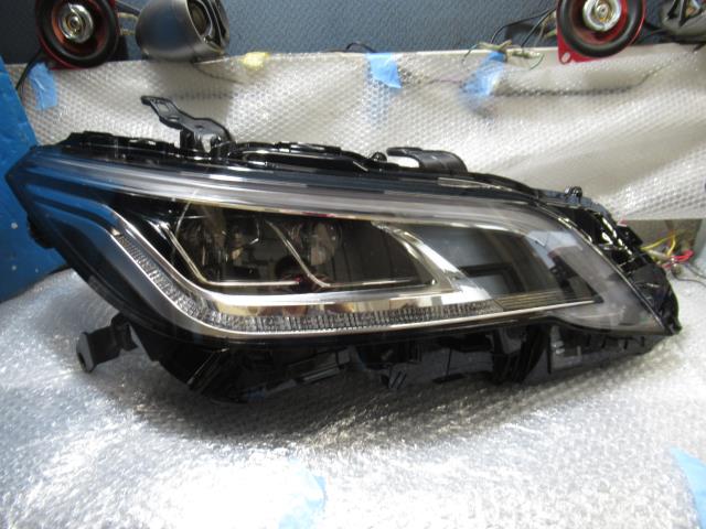 【中古】中古部品 クラウン ARS220 右ﾍｯﾄﾞﾗﾝﾌﾟ 【3500220000-001640851310800】
