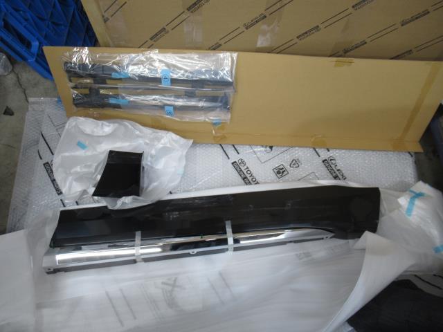 【中古】中古部品 ＲＡＶ－４ MXAA54 ﾄﾗﾝｸ･ﾊﾞｯｸﾄﾞｱﾌﾟﾛﾃｸﾀｰ 【3500220000-001719200917600】 7,920円