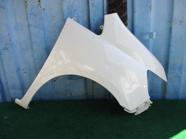 【中古】中古部品 ランディ SC25 右ﾌﾛﾝﾄﾌｪﾝﾀﾞｰ 【3540020100-000004032510600】