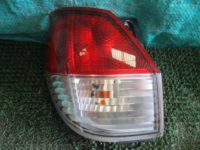 【中古】中古部品 デリカＤ2 MB15S 左ﾃｰﾙﾗﾝﾌﾟ 【3500080000-220527000115600】