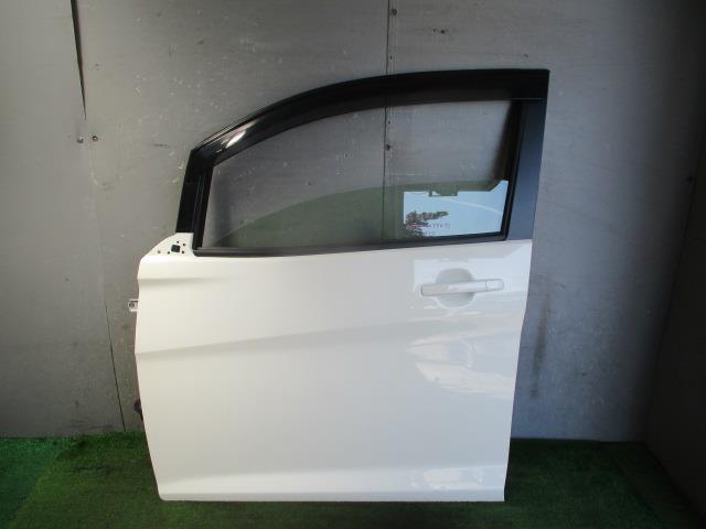 【中古】中古部品 デイズ B21W 左ﾌﾛﾝﾄﾄﾞｱ 【3330560100-000203052213200】