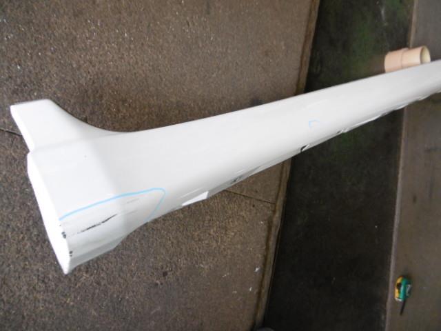 【中古】中古部品 ウィッシュ ZNE10G 右ｻｲﾄﾞｽﾃｯﾌﾟ 【3310410000-001390765713700】