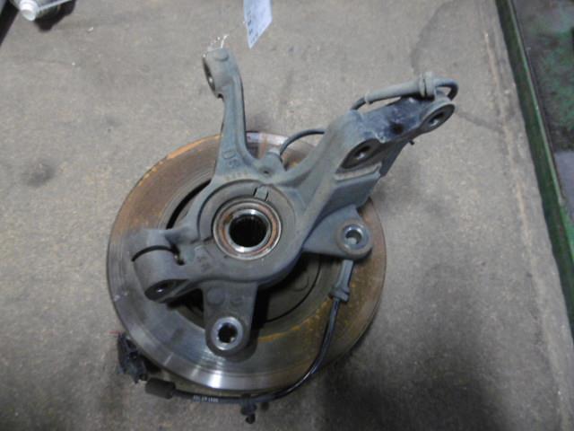 【中古】中古部品 デミオ DE3FS 左ﾌﾛﾝﾄﾅｯｸﾙﾊﾌﾞ 【3310410000-001241674044340】