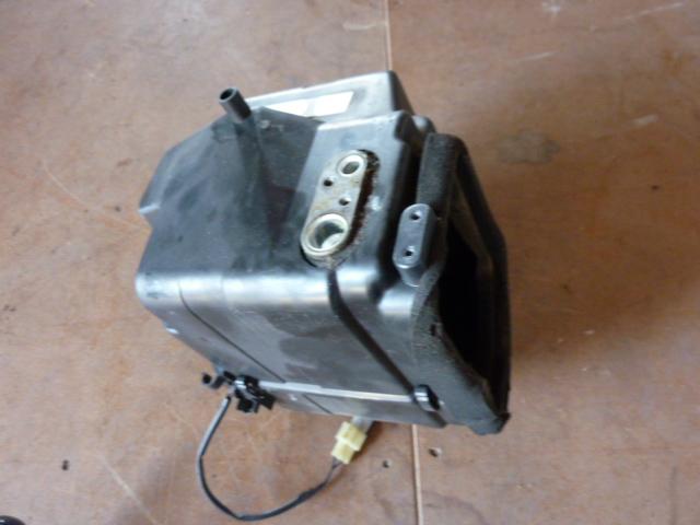 【中古】中古部品 スクラム DJ51T A/Cｸｰﾘﾝｸﾞﾕﾆｯﾄ 【3310410000-000958439160800】 8,384円