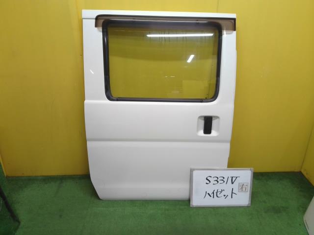 【中古】中古部品 ハイゼット S331V 右ﾘｱﾄﾞｱ 【3331010600-220830000713300】