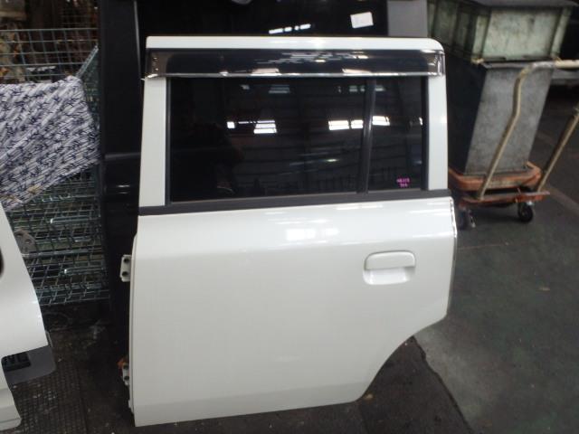 【中古】中古部品 ラパン HE21S 左ﾘｱﾄﾞｱ 【3331010800-000020258713400】