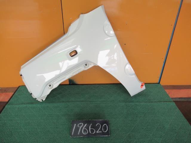 【中古】中古部品 ネイキッド L750S 左ﾌﾛﾝﾄﾌｪﾝﾀﾞｰ 【3310120100-220414000110700】