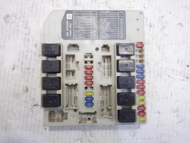 【中古】中古部品 マーチ AK12 ﾋｭｰｽﾞﾎﾞｯｸｽ 【3310250100-000223005567800】