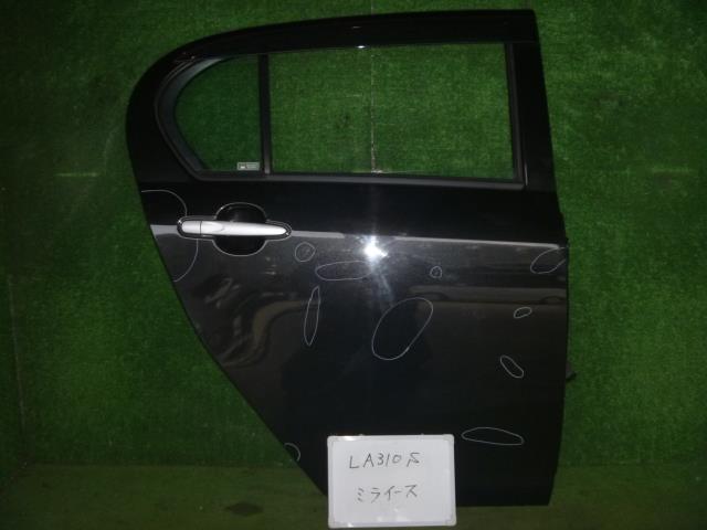 【中古】中古部品 ミライース LA310S 右ﾘｱﾄﾞｱ 【3330370100-000223008513300】
