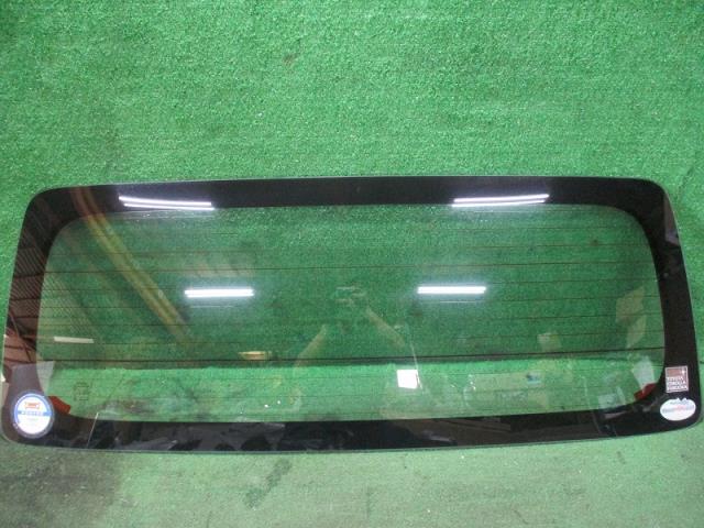 【中古】中古部品 タウンエース S402M ﾘｱｳｲﾝﾄﾞｶﾞﾗｽ 【3500080000-220528000115700】
