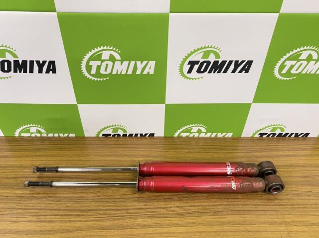 【中古】中古部品 アルファード MNH15W 右ﾘｱｼｮｯｸｱﾌﾞｿｰﾊﾞｰ 【3330440100-221006000350700】