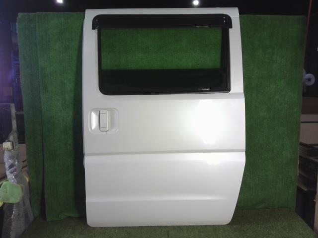 【中古】中古部品 NV100クリッパー U71V 左ﾘｱﾄﾞｱ 【3260070000-220929000113400】｜e-cleマート 25,582円