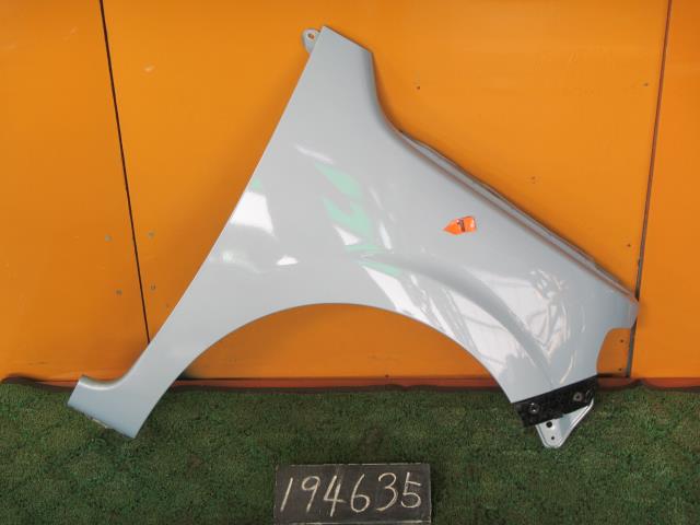 【中古】中古部品 ミラココア L675S 右ﾌﾛﾝﾄﾌｪﾝﾀﾞｰ 【3310120100-001672277110600】