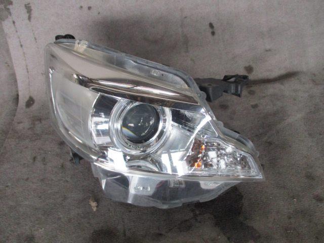 【中古】中古部品 スペーシア MK42S 右ヘッドランプ 【3330220100-221018000310800】