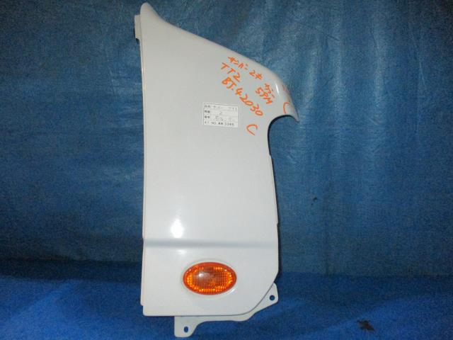 【中古】中古部品 サンバー TT2 右ﾌﾛﾝﾄﾌｪﾝﾀﾞｰ 【3310160100-000004203010600】