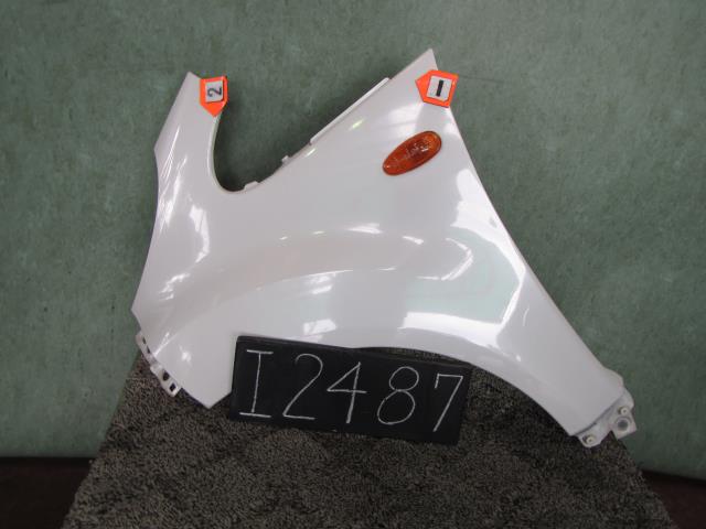 【中古】中古部品 アイ HA1W 左ﾌﾛﾝﾄﾌｪﾝﾀﾞｰ 【3310120100-001350553810700】