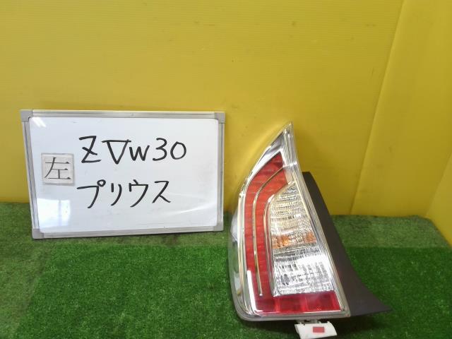 【中古】中古部品 プリウス ZVW30 左ﾃｰﾙﾗﾝﾌﾟ 【3331010600-220921000415600】