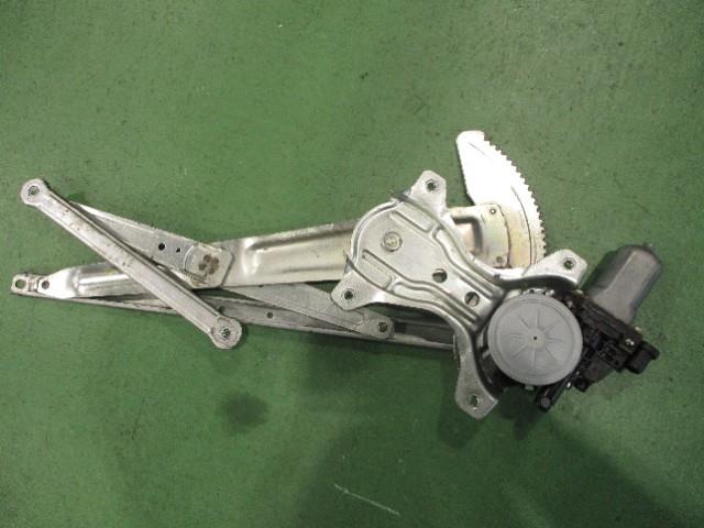 【中古】中古部品 ムーヴコンテ L575S 左ﾌﾛﾝﾄﾄﾞｱﾚｷﾞｭﾚｰﾀ･ﾓｰﾀｰ 【3310590000-000005333513220】