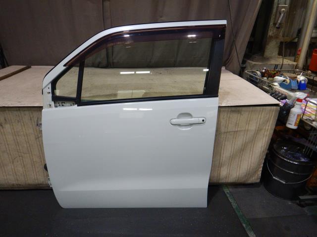 【中古】中古部品 ＡＺワゴン MJ23S 左ﾌﾛﾝﾄﾄﾞｱ 【3330810100-221021000613200】