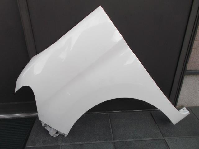 【中古】中古部品 タント LA600S 左ﾌﾛﾝﾄﾌｪﾝﾀﾞｰ 【3310010100-221027500110700】