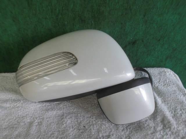 【中古】中古部品 ムーヴラテ L550S 右ｻｲﾄﾞﾐﾗｰ 【3310420000-000002139713500】