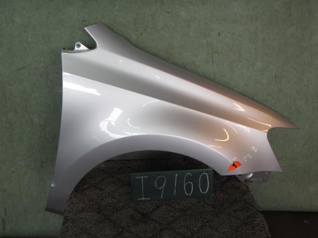 【中古】中古部品 VW ポロ 6RCBZ 右ﾌﾛﾝﾄﾌｪﾝﾀﾞｰ 【3310120100-001534915310600】