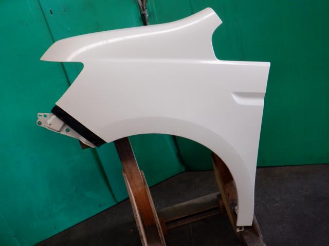 【中古】中古部品 ステップワゴン RK1 左ﾌﾛﾝﾄﾌｪﾝﾀﾞｰ 【3340140100-000022305110700】｜e-cleマート