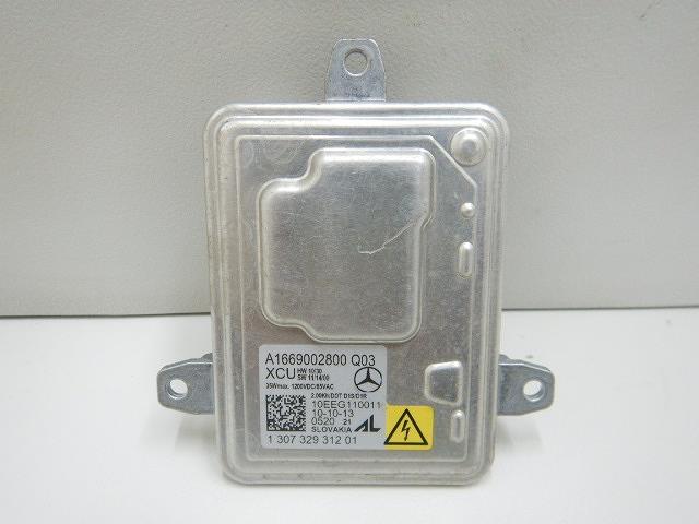 【中古】中古部品 ベンツ Bクラス 246242 ﾗｲﾄｺﾝﾄﾛｰﾙﾕﾆｯﾄ 【3310070100-000090740310810】｜e-cleマート