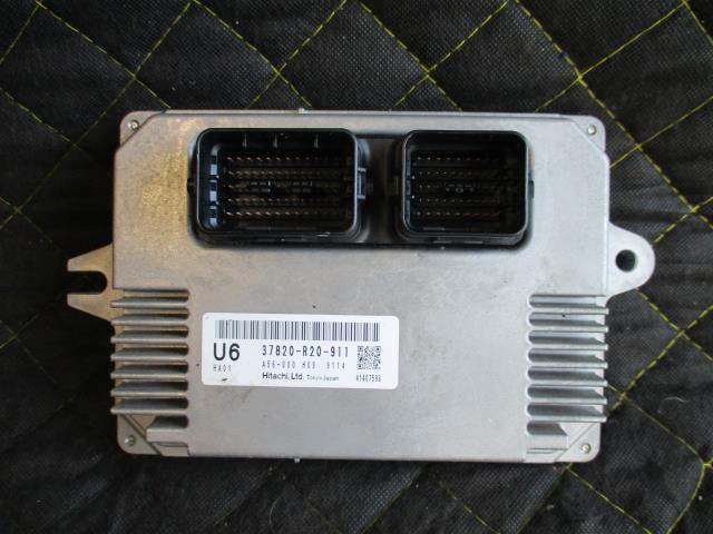 【中古】中古部品 ゼスト JE1 ｴﾝｼﾞﾝｺﾝﾋﾟｭｰﾀｰ 【3330660100-000022327563100】