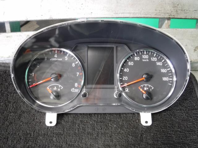 【中古】中古部品 エクストレイル NT31 ｽﾋﾟｰﾄﾞﾒｰﾀｰ 【3340140100-000022003261400】
