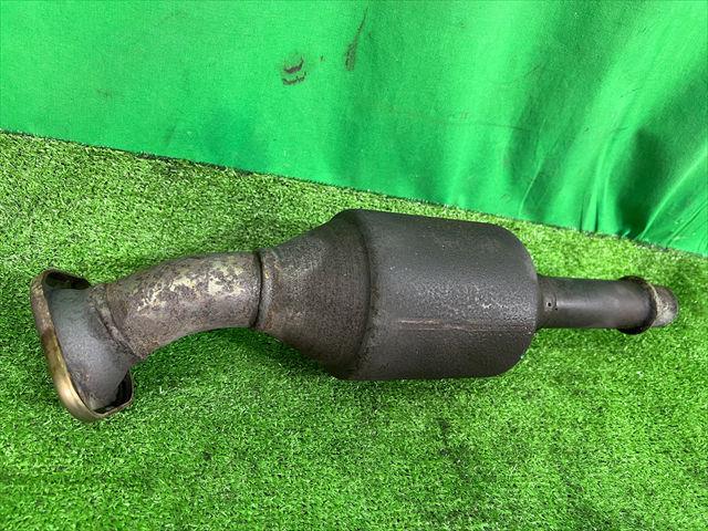 【中古】中古部品 エブリィ DA64W ﾌﾛﾝﾄｴｷｿﾞｰｽﾄﾊﾟｲﾌﾟ 【3330240100-000223089922200】