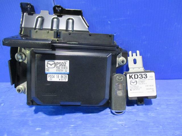 【中古】中古部品 アクセラ BM5FS ｴﾝｼﾞﾝｺﾝﾋﾟｭｰﾀｰ 【3310050100-220926000263100】