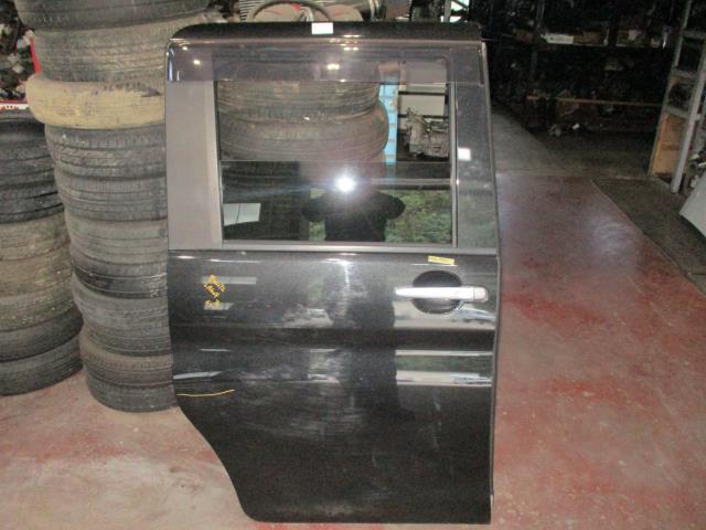 【中古】中古部品 タント LA600S 右ﾘｱﾄﾞｱ 【3310160100-000004207213300】