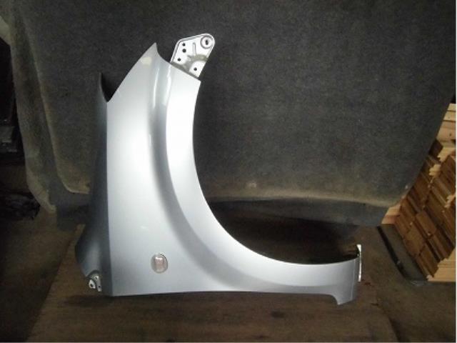 【中古】中古部品 ブーン M301S 右ﾌﾛﾝﾄﾌｪﾝﾀﾞｰ 【3340180100-001396495810600】