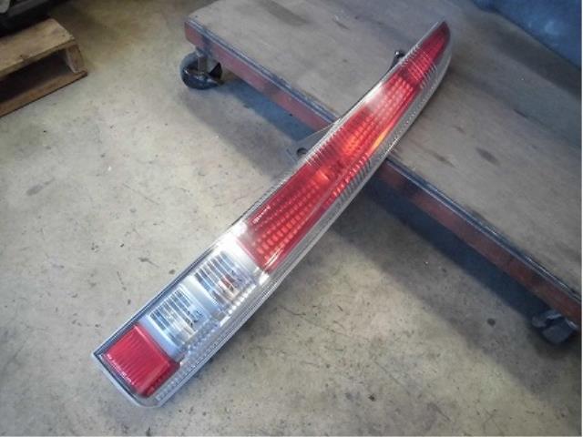 【中古】中古部品 ムーヴ L152S 右ﾃｰﾙﾗﾝﾌﾟ 【3340180100-001276059515500】