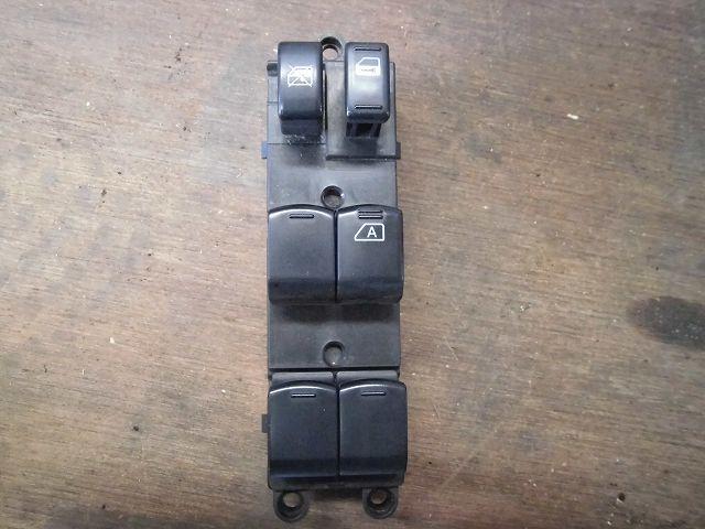 【中古】中古部品 マーチ AK12 ﾊﾟﾜｰｳｲﾝﾄﾞｳｽｲｯﾁ 【3340180100-001130966861900】