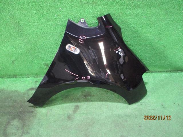 【中古】中古部品 VW アップ！ AACHY 右ﾌﾛﾝﾄﾌｪﾝﾀﾞｰ 【3500080000-220702001110600】
