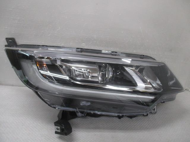 【中古】中古部品 フリード GB5 右ﾍｯﾄﾞﾗﾝﾌﾟ 【3380050000-000030777810800】